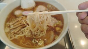 中華めん（生玉子つき）