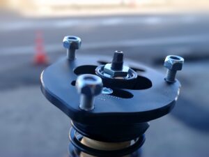 ST車高調のピロアッパーマウント