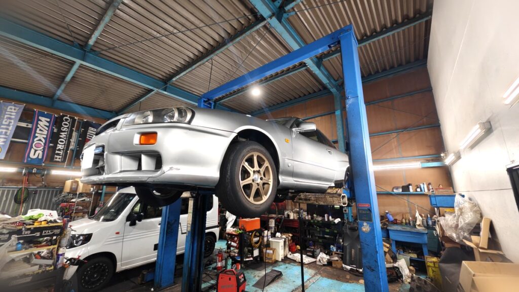 ER34スカイライン（NA・MT）の排気系修理｜錆でボロボロのフロントパイプは溶接、マフラーは良品USEDで対応